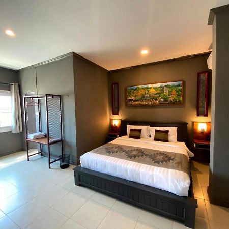 Patuxay Place Vientiane Extérieur photo