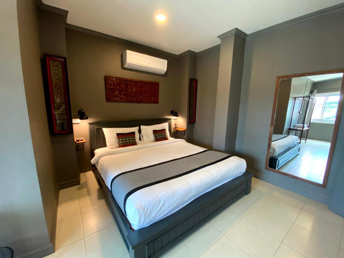 Patuxay Place Vientiane Extérieur photo
