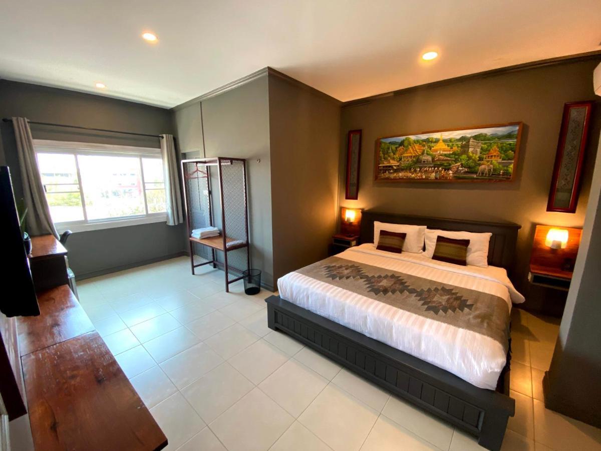 Patuxay Place Vientiane Extérieur photo